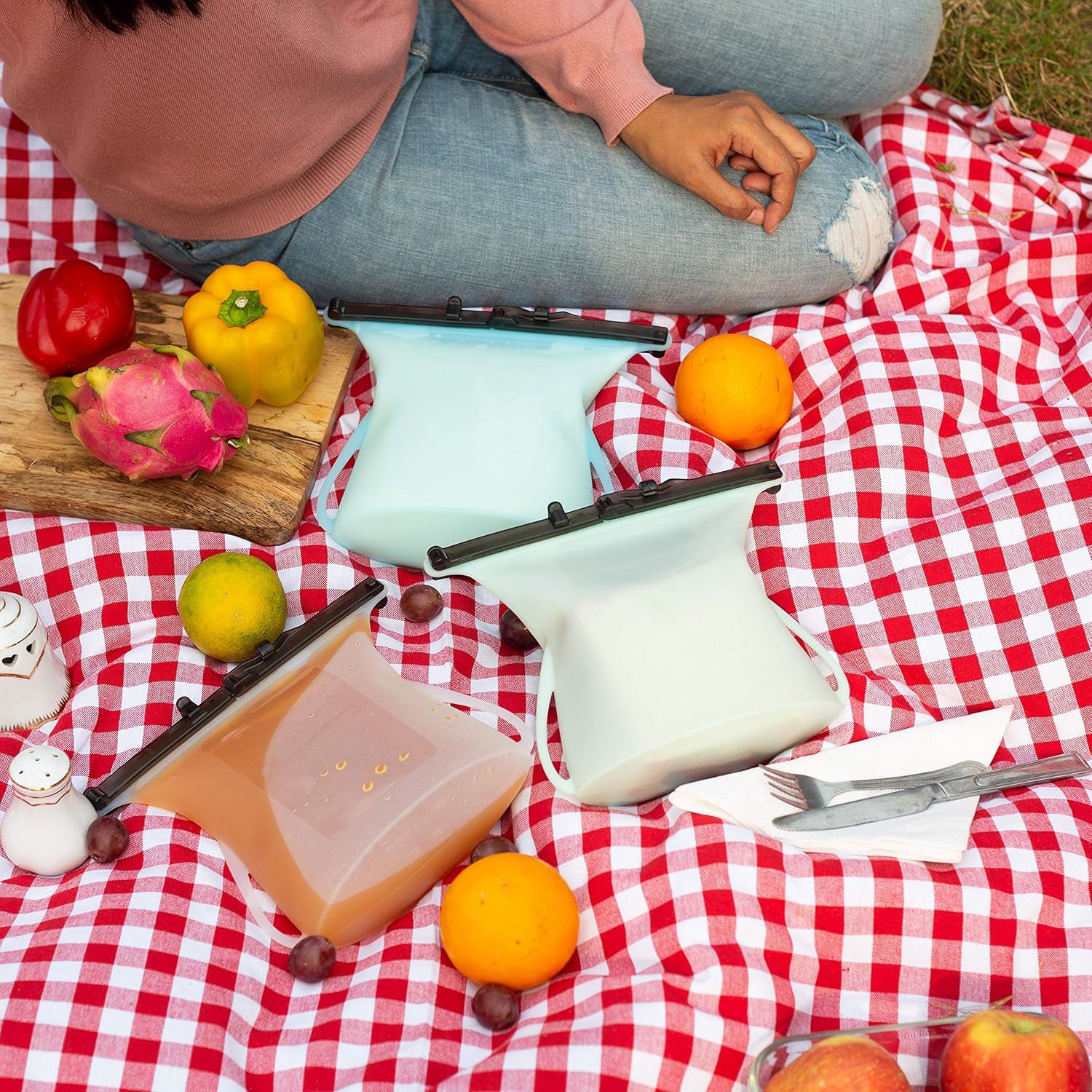 Eco-Friendly Food Storage: Reusable Silicone Bags (3-Pack) - Leakproof & Safe Eco-Friendly Food Storage: Reusable Silicone Bags (3-Pack) - Leakproof & Safe
